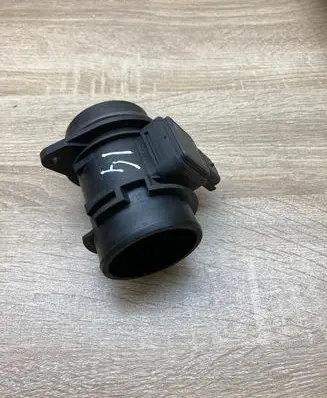 Citroen C3 Mass air flow meter 9647144080