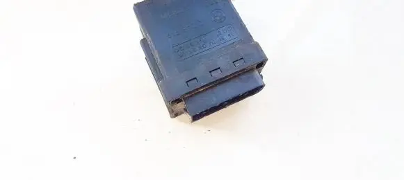 BMW 5 E39 Glow plug pre-heat relay 2246919 72rb510
