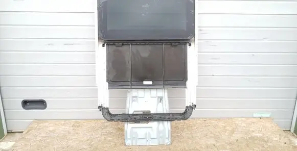 Lancia Voyager Sunroof set 0ZW78HDAAJ