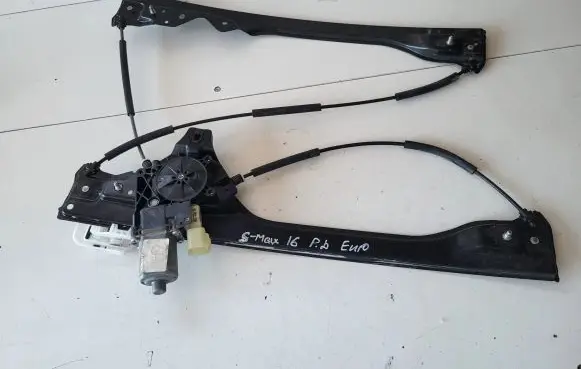 Ford S-MAX Front door window regulator motor 0130822733