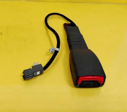 KIA Rio Front seatbelt buckle 