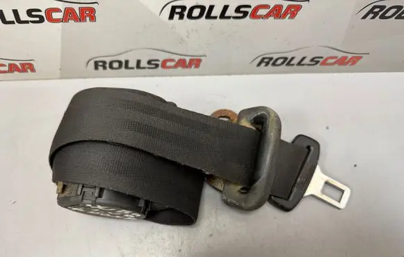 Volkswagen PASSAT B4 Front seatbelt 16398 00022269