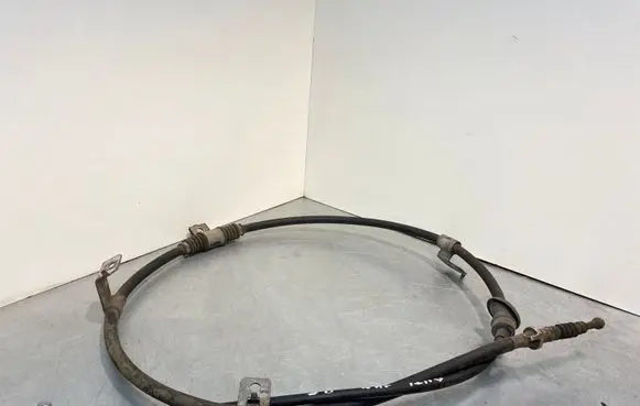 Mitsubishi Outlander Handbrake/parking brake wiring cable 