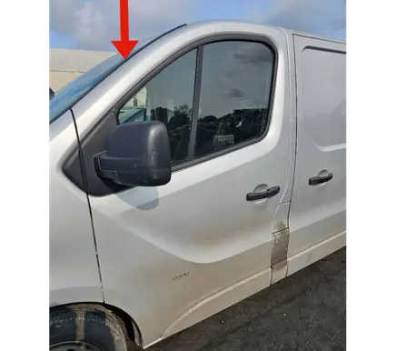 Opel Vivaro Front door