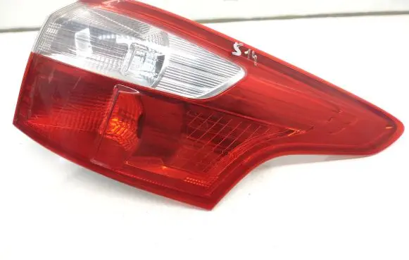 Ford Focus Rear/tail lights BM5113404G BM5113404H
