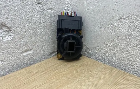 Toyota Corolla Verso AR10 Brake pedal sensor switch PA66GF33