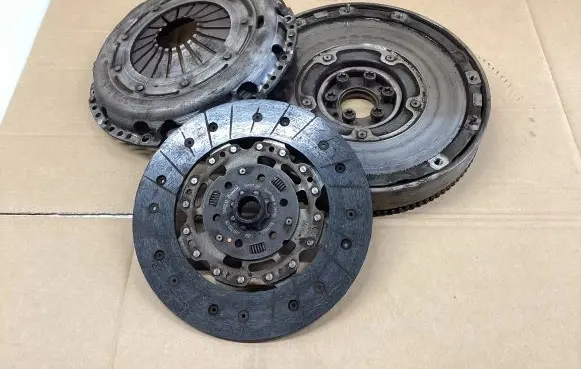 Volvo V50 Clutch set kit A012001600 AV616477CE