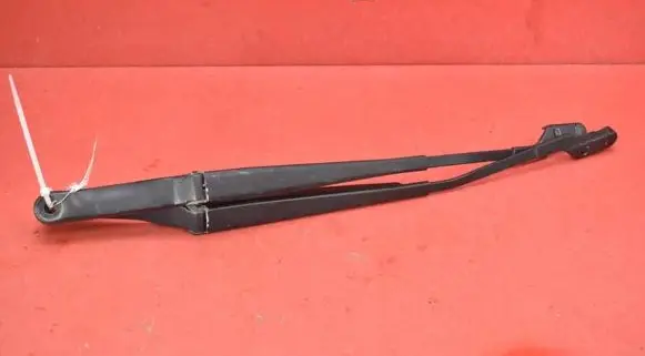 Opel Astra J Front wiper blade arm 13289888