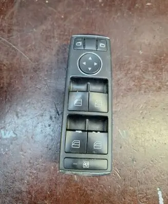 Mercedes-Benz C W204 Electric window control switch A2128208210 10007571