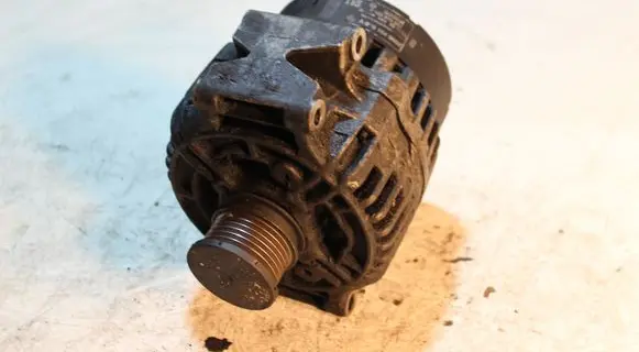 Mercedes-Benz C W203 Generator/alternator A0101549602 0123510082 0101549602