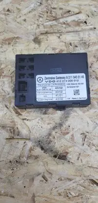 Mercedes-Benz E W211 Gateway control module A2115403145 0213005012