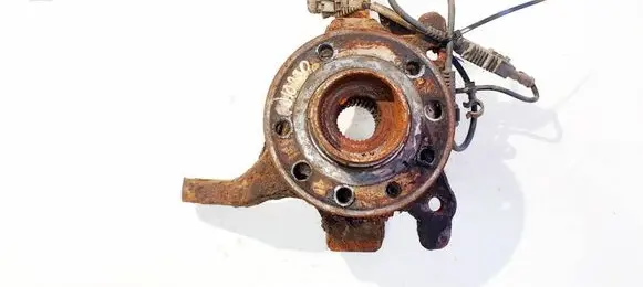 Opel Zafira B Front wheel hub