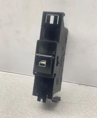 BMW 3 E46 Electric window control switch 61318381510 PA66GF30 03120330