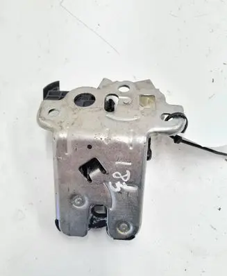 Audi A3 S3 A3 Sportback 8P Tailgate/trunk/boot lock/catch/latch 8K9827505