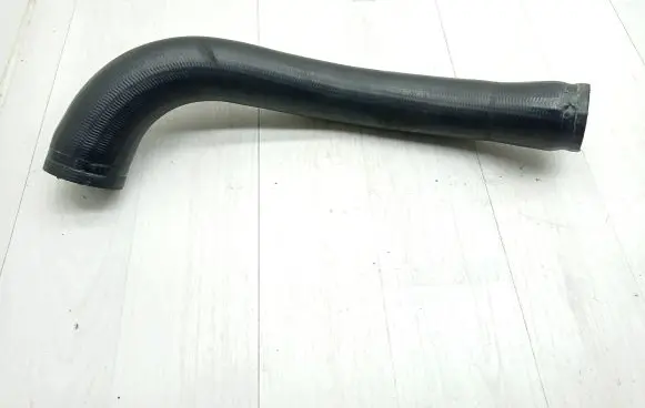 Ford Mondeo MK IV Intercooler hose/pipe