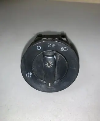 Volkswagen PASSAT B5.5 Light switch 1C0941531 C1T1062