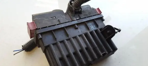 Opel Astra G Coolant fan relay 09131730 252620
