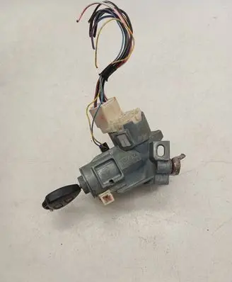 Toyota Hilux (AN10, AN20, AN30) Ignition lock 450200K2