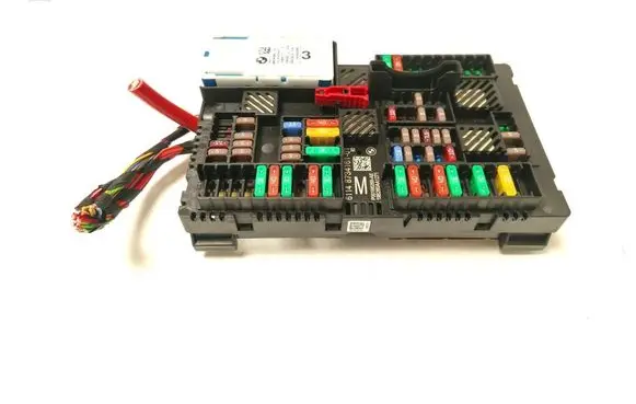 BMW 3 G20 G21 Fuse module 8734161