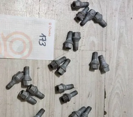 Fiat 500X Nuts/bolts 