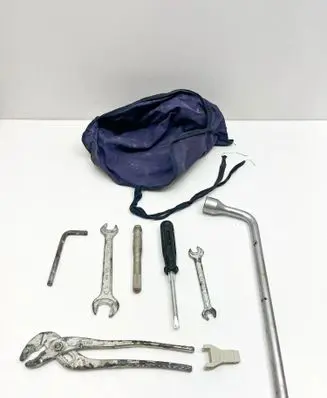 Mercedes-Benz SL R230 Tool set A1295810038 A1205810246