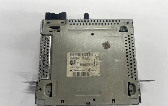 Smart ForTwo II Radio/CD/DVD/GPS head unit A4539002104 281158163R A2C84966010