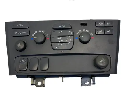 Volvo V70 Climate control unit 8682930