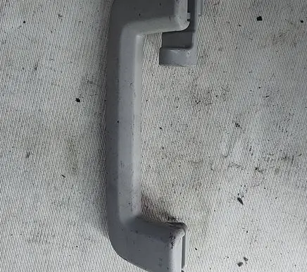 Ford Kuga I A set of handles for the ceiling 