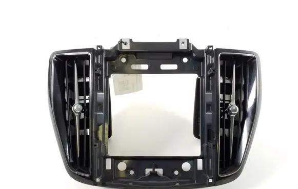 Volvo XC60 Dash center air vent grill 31417742