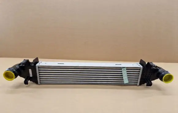 Mercedes-Benz E W212 Intercooler radiator
