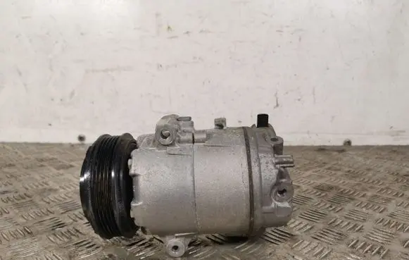 Opel Zafira C Air conditioning (A/C) compressor (pump) 13450515 401351739