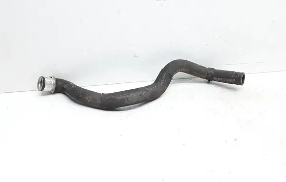 Mercedes-Benz C W204 Engine coolant pipe/hose A2045017182