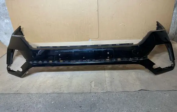 Volkswagen Touareg III Front bumper 760807221E
