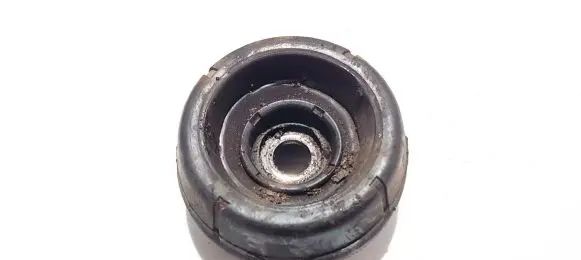 Volkswagen Golf IV Coil spring mount 1j0412331c