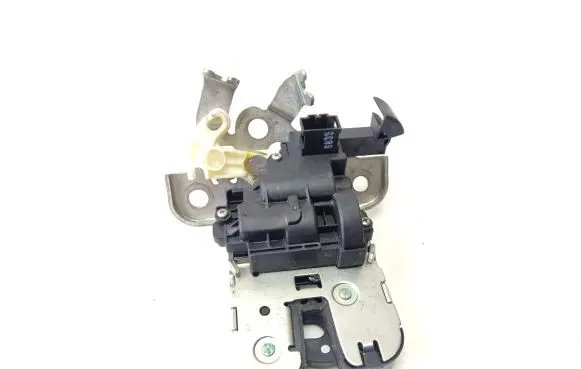 Audi A4 S4 B8 8K Tailgate/trunk/boot lock/catch/latch 8K9927505