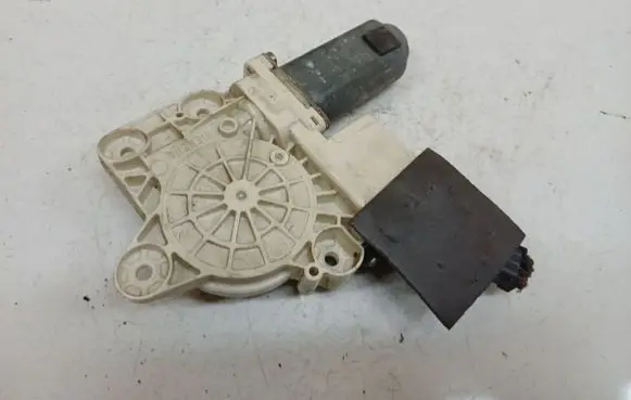 Opel Signum Rear door window regulator motor 0536007701