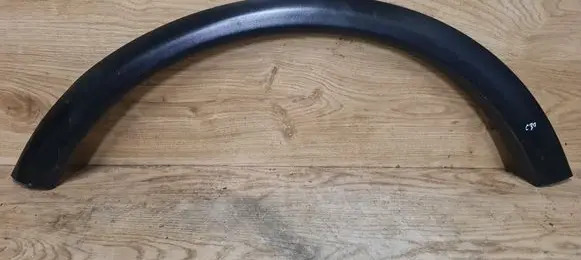 Volvo C30 Front arch trim 31283137