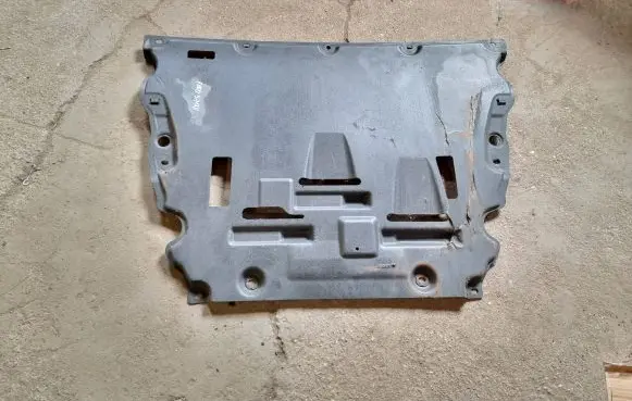 Ford S-MAX Engine splash shield/under tray