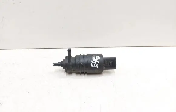 BMW 3 E46 Windscreen/windshield washer pump