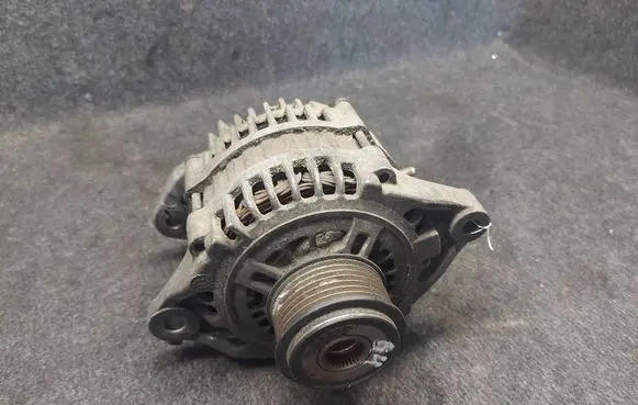 Nissan Patrol Y61 Generator/alternator 23100VC100 LR190752 12V90A