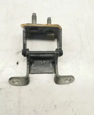 Volvo XC90 Loading door upper hinge 31371076