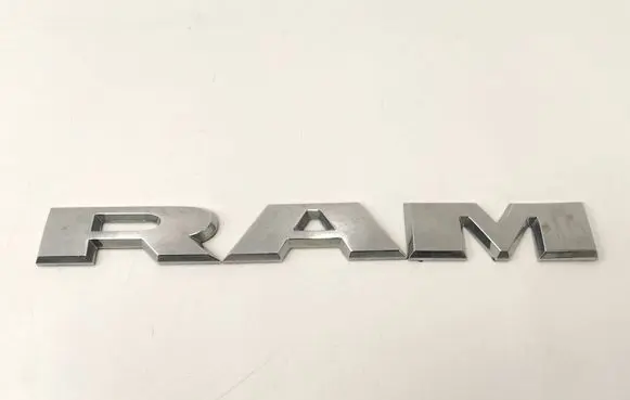 Dodge RAM 1500 DS Front door emblem/model letters 68302528AA 68309785AA