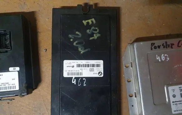BMW 1 E81 E87 Xenon control unit/module 9128180