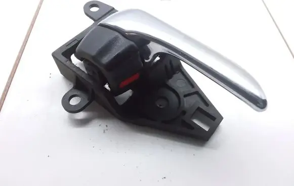Toyota Avensis Verso Rear door interior handle 