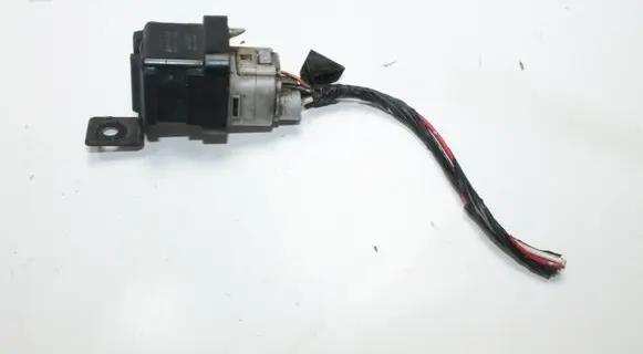 Mitsubishi Carisma Glow plug pre-heat relay 1567001250