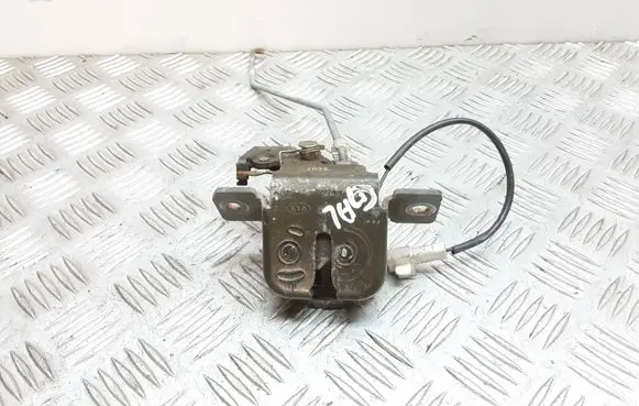 KIA Carens I Tailgate/trunk/boot lock/catch/latch