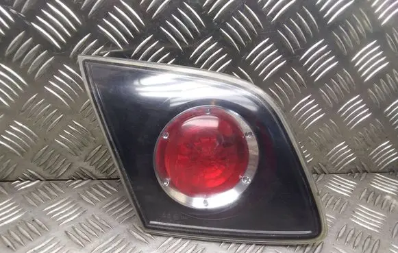 Mazda 3 I Tailgate rear/tail lights P2913L