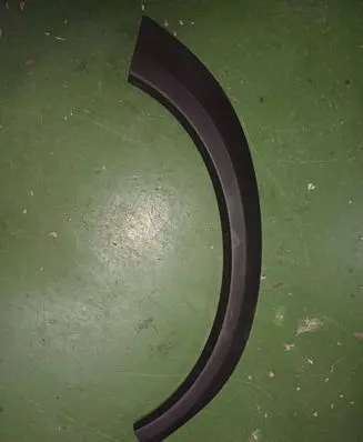Volvo XC70 Rear arch trim 31283107