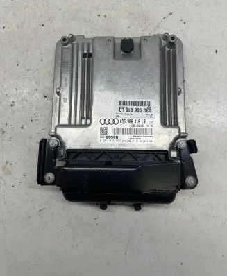 Audi A4 S4 B7 8E 8H Engine control unit/module 03G906016LQ 0281013887