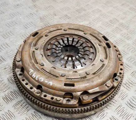Volkswagen PASSAT B7 Clutch set kit 1878005146 3082001948